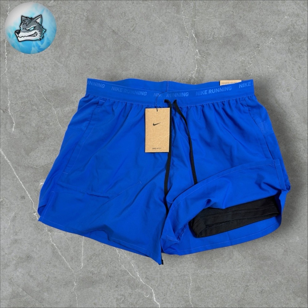 NEW Nike Stride 5" Dri-Fit 2 in 1 Running Shorts Blue Mens Size M FN2992-480 - Picture 2 of 10